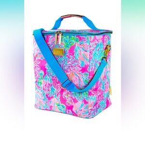 NEW Lilly Pulitzer cute wine cooler in Seaing Things Super Cute! Price FIRM!!
